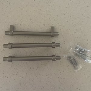 Silver cabinet door hardware